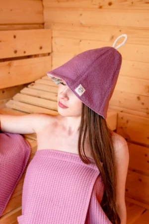 Czapka do sauny i balii jagodowa